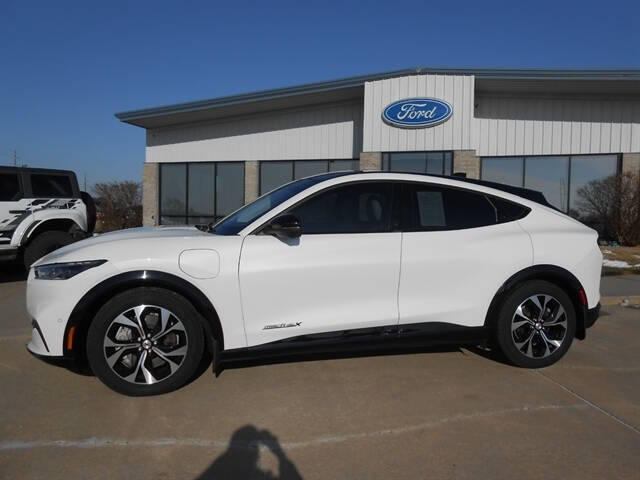 2022 Ford Mustang Mach-E Premium