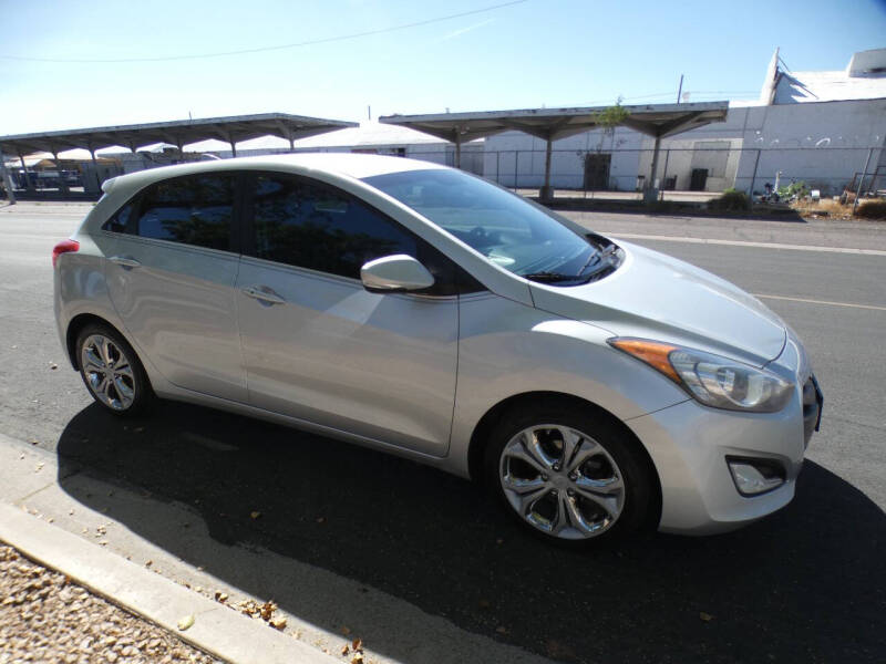 2014 Hyundai Elantra GT photo 2
