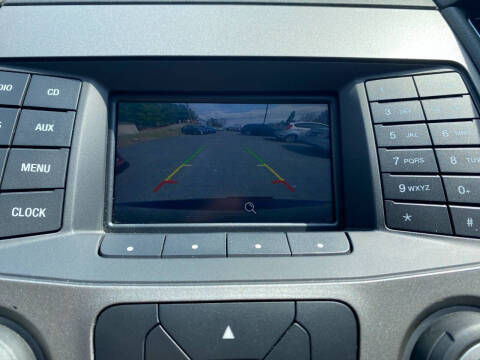 2015 Ford Taurus SE