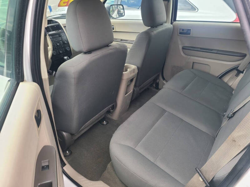 2011 Ford Escape XLS