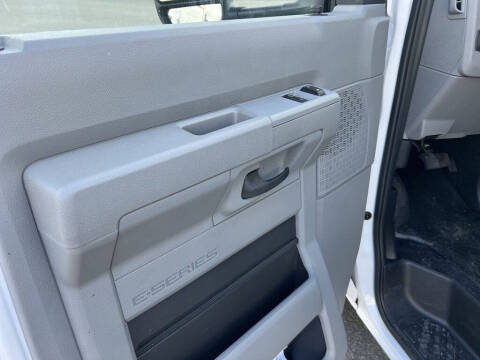 2024 Ford E-Series