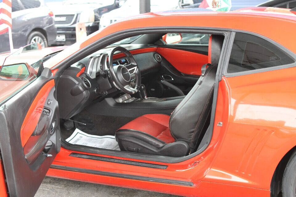 2011 Chevrolet Camaro for sale at AUTO LEADS in Pasadena, TX