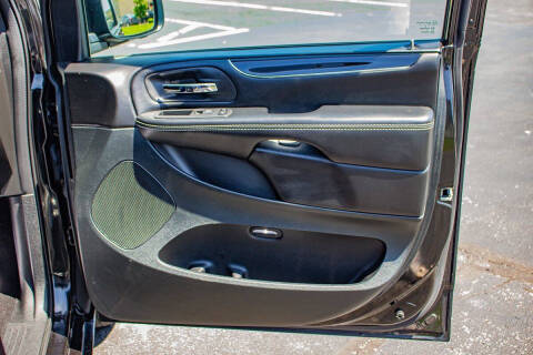 2019 Dodge Grand Caravan SE Plus