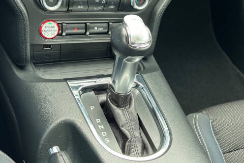 2015 Ford Mustang V6