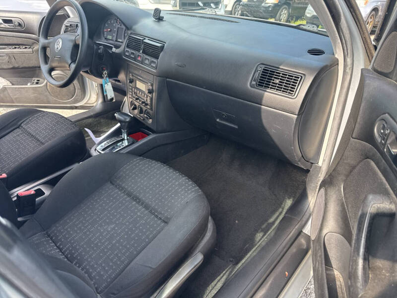 2003 Volkswagen Golf GL