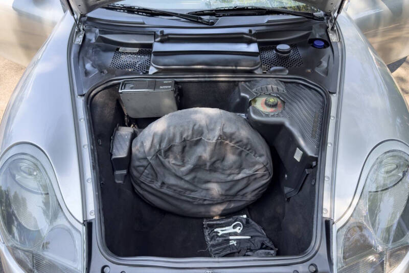 2001 Porsche 911 Carrera