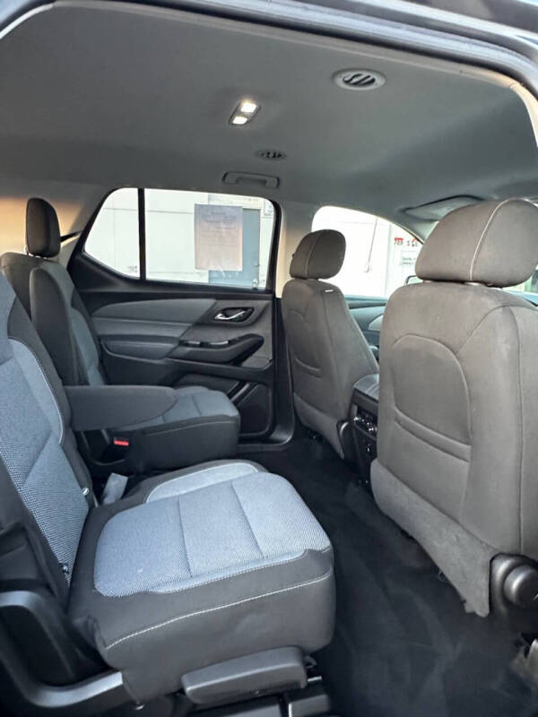 2018 Chevrolet Traverse LT Cloth
