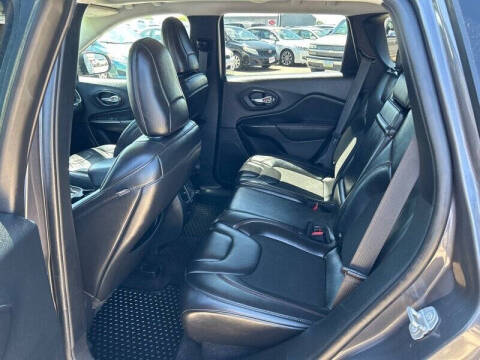 2019 Jeep Cherokee Trailhawk