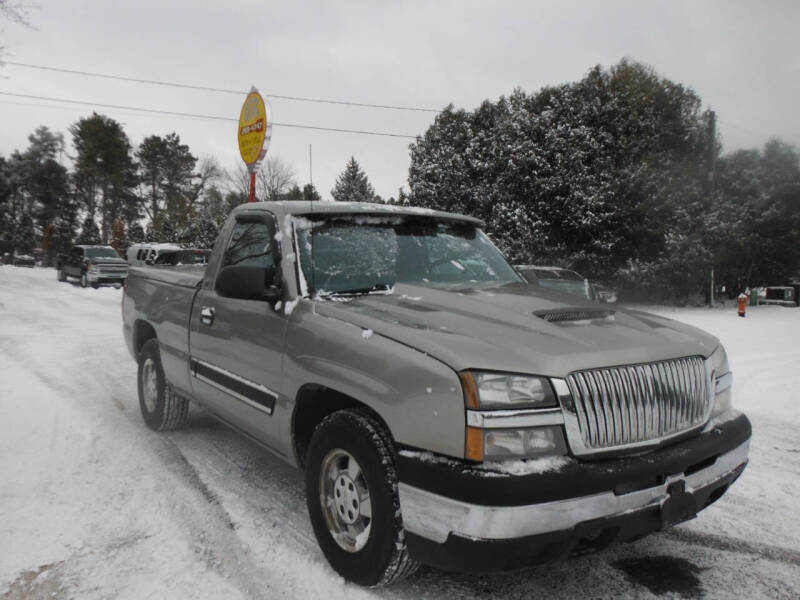 2003 Chevrolet Silverado 1500 Base photo 2