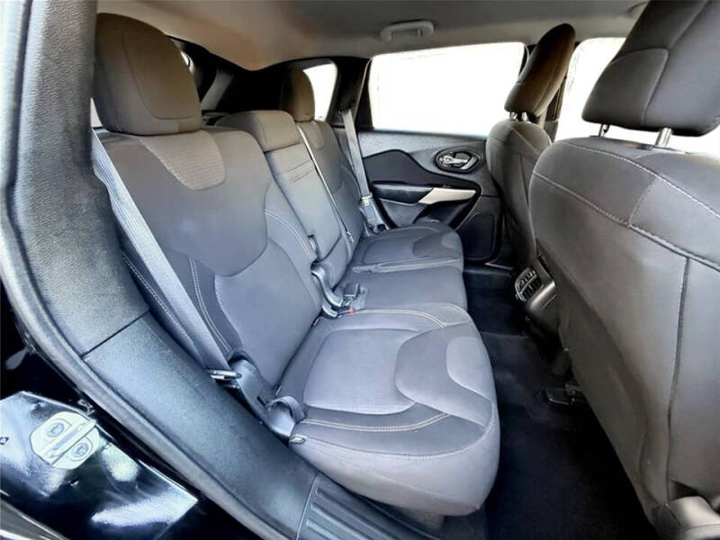 2017 Jeep Cherokee Latitude