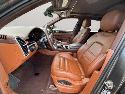 2022 Porsche Cayenne
