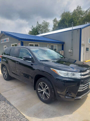 2017 Toyota Highlander for sale at NORTH 36 AUTO SALES LLC in Brookville PA