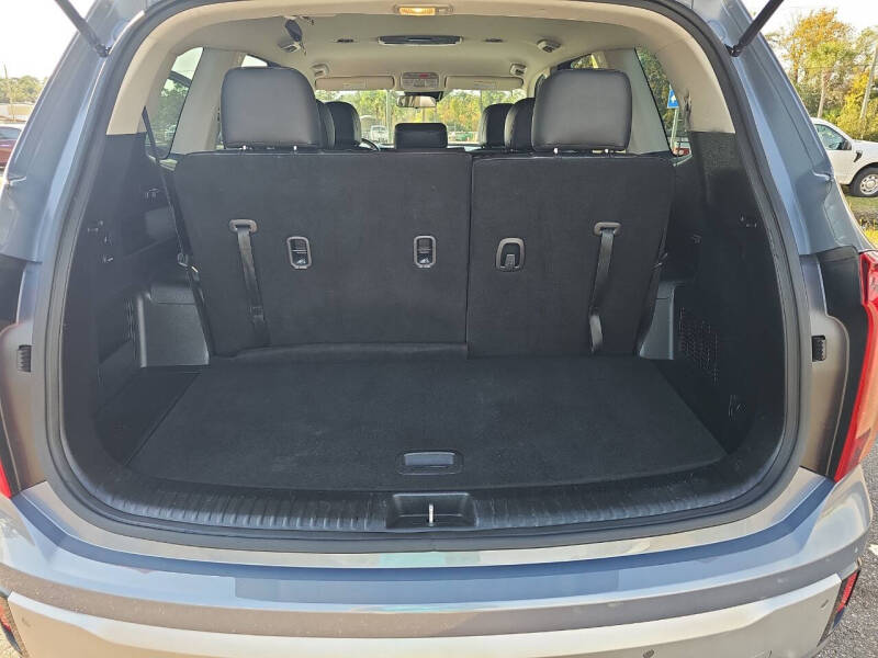 2023 Kia Telluride LX