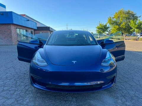 2021 Tesla Model 3 Standard Range Plus