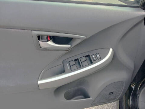 2011 Toyota Prius Three