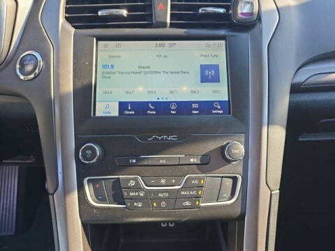 2020 Ford Fusion Hybrid SE