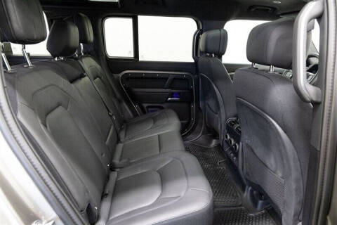 2025 Land Rover Defender 110 P400 X