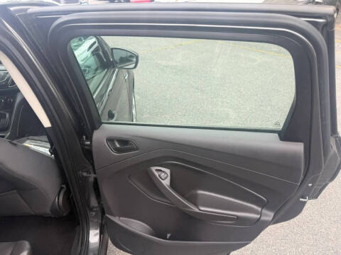 2015 Ford Escape S