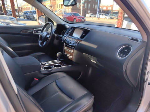 2015 Nissan Pathfinder SL