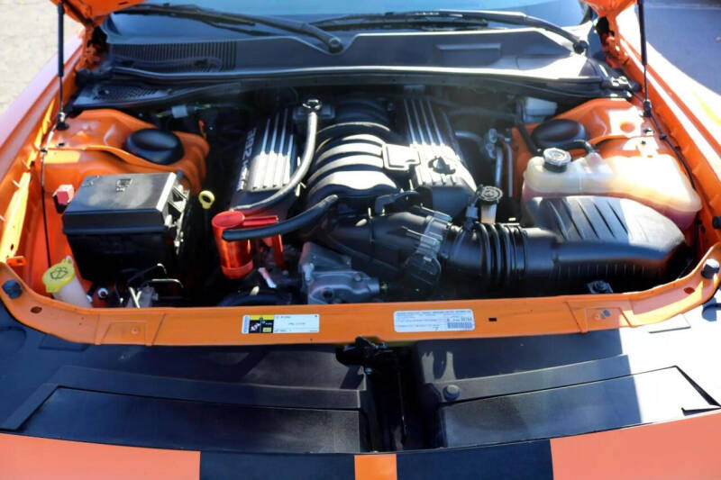 2014 Dodge Challenger SRT8 Core