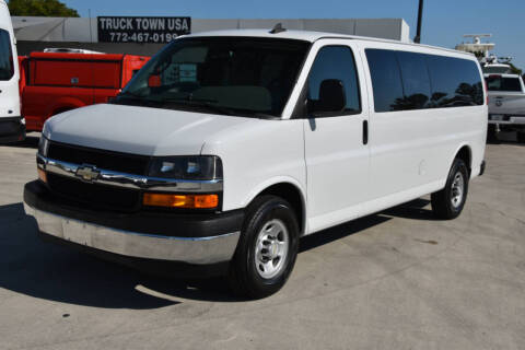 2017 Chevrolet Express LT 3500