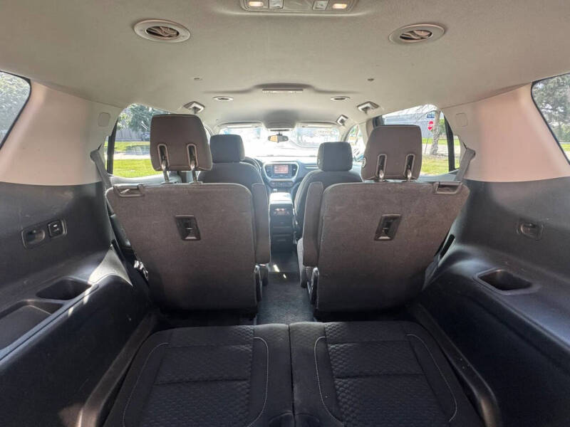 2019 GMC Acadia SLE-2