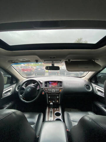 2013 Nissan Pathfinder SL