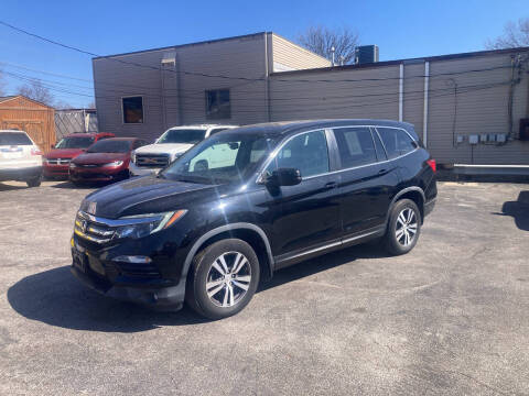 2017 Honda Pilot for sale at RT Auto Center in Quincy IL