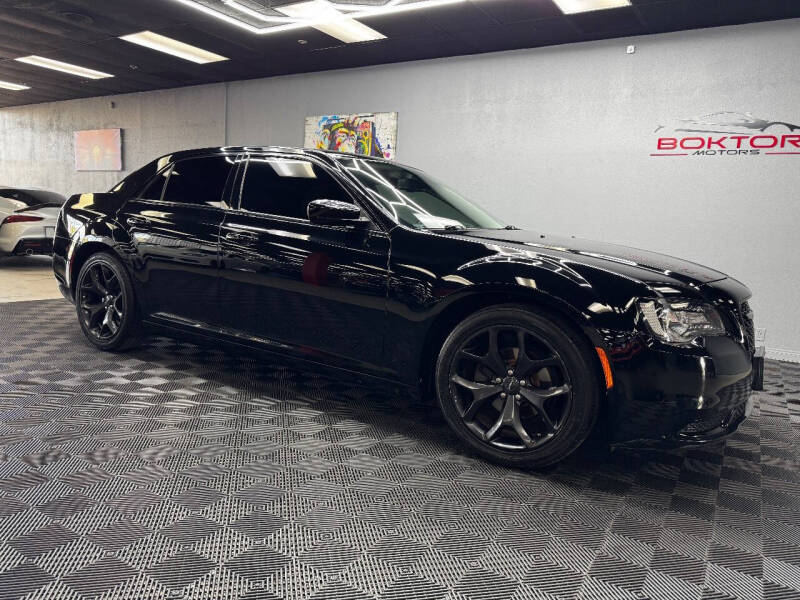 2020 Chrysler 300 Touring