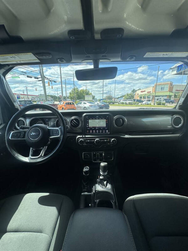 2021 Jeep Gladiator Overland