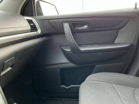 2015 GMC Acadia SLE-2