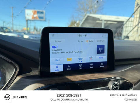 2020 Ford Escape Titanium