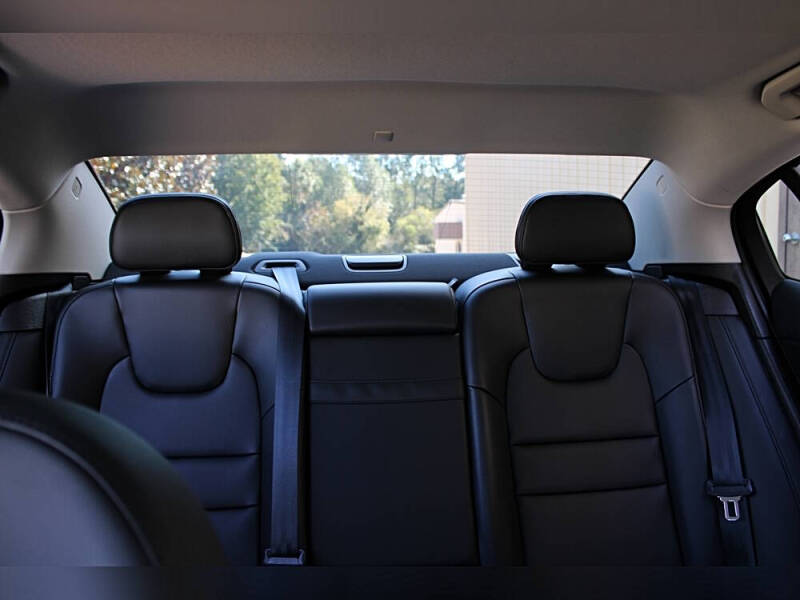 2022 Volvo S60 B5 Momentum