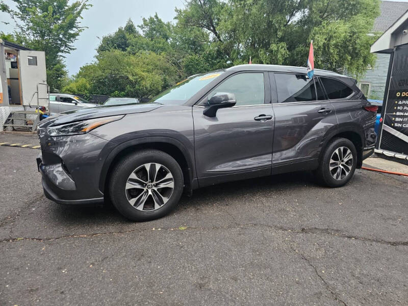 2021 Toyota Highlander XLE