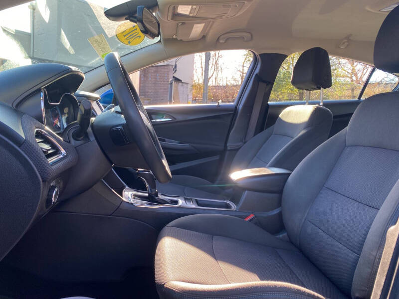 2017 Chevrolet Cruze LT Auto