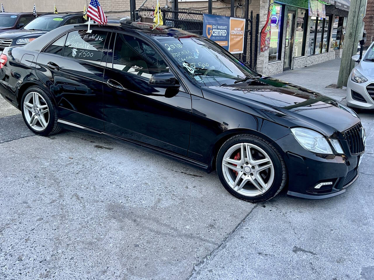 2010 Mercedes-Benz E-Class E 350 Sport 4MATIC AWD 4dr Sedan - Black exterior view 8