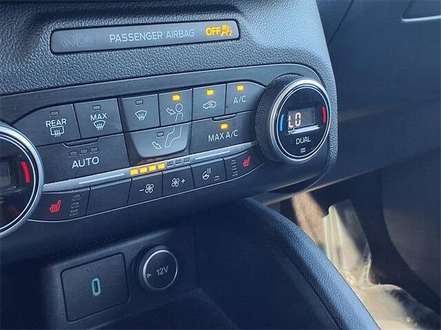 2020 Ford Escape Hybrid Titanium