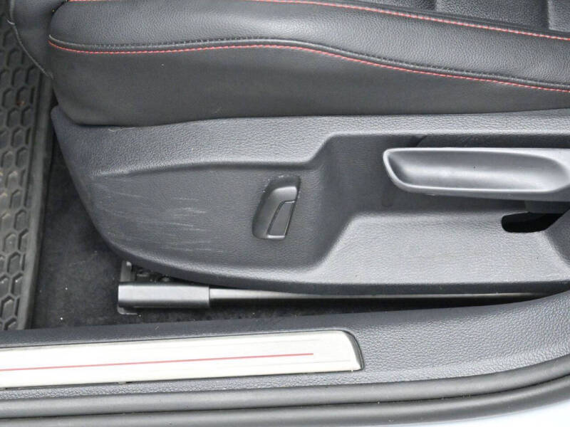 2021 Volkswagen Golf GTI Autobahn