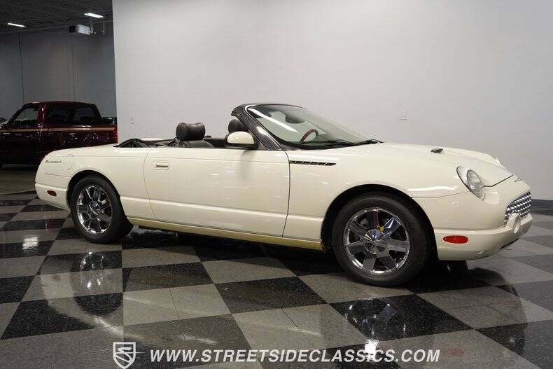 2002 Ford Thunderbird Deluxe
