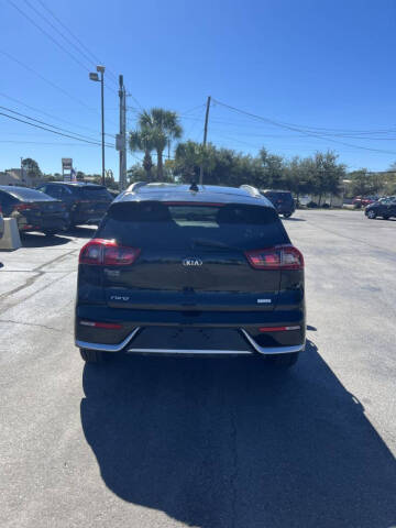 2017 Kia Niro LX