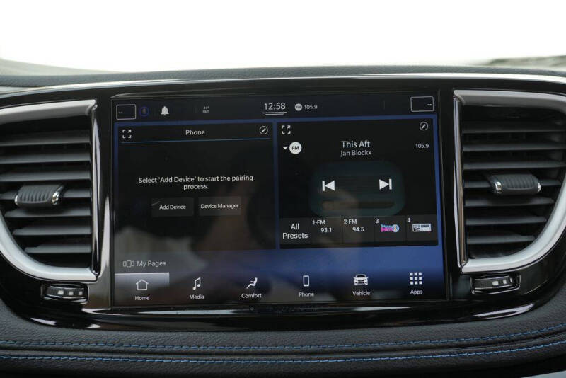2021 Chrysler Pacifica Touring