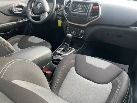 2014 Jeep Cherokee Sport