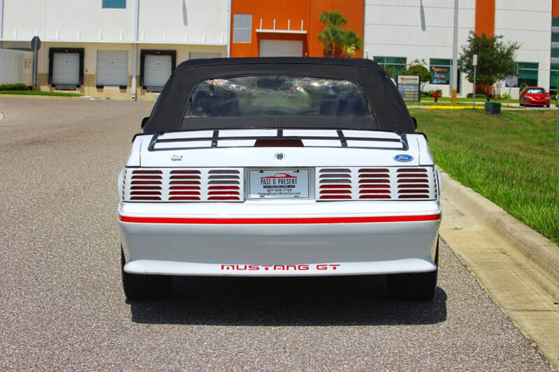 1987 Ford Mustang GT