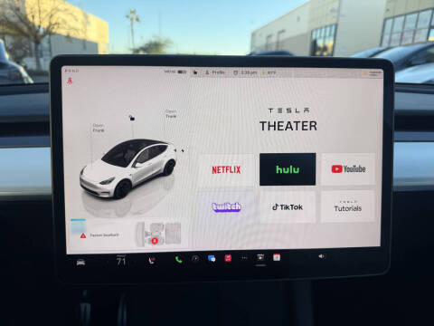 2023 Tesla Model Y Performance