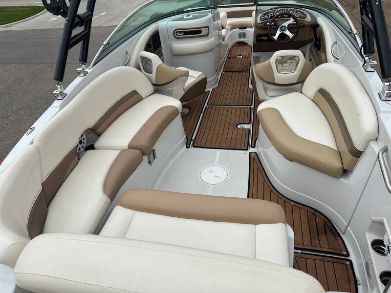2013 Crownline E260 XS