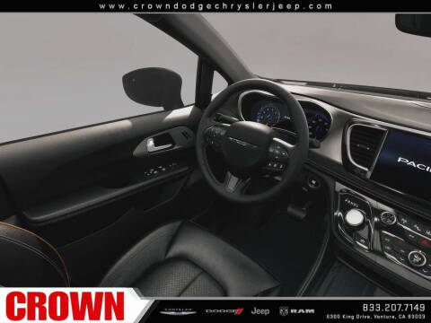 2027 Chrysler Pacifica Limited