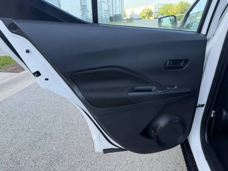 2022 Nissan Kicks S
