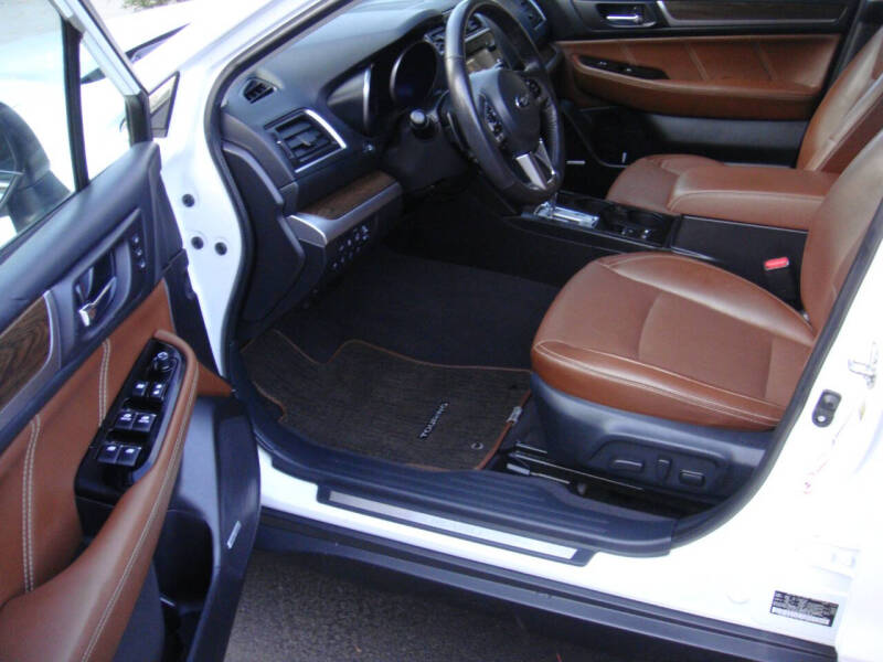 2017 Subaru Outback 3.6R Touring