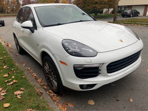 2017 Porsche Cayenne S E-Hybrid