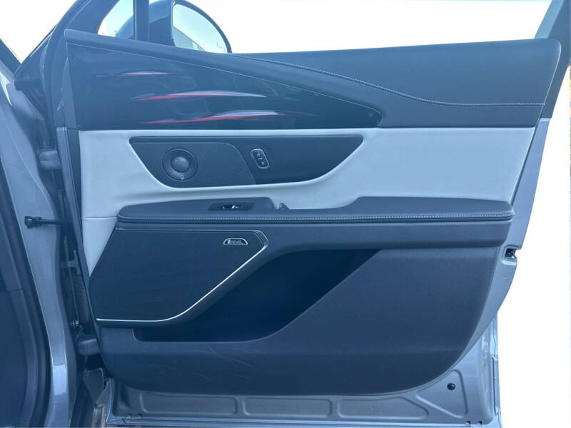 2024 Lincoln Nautilus Hybrid Reserve